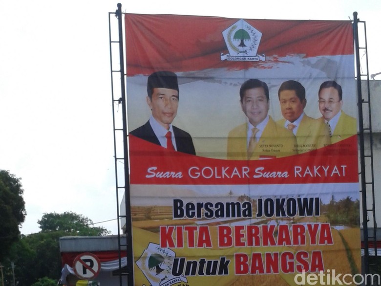 Jokowi di Baliho Golkar, Ara: Pak Jokowinya Aja Santai [what?]
