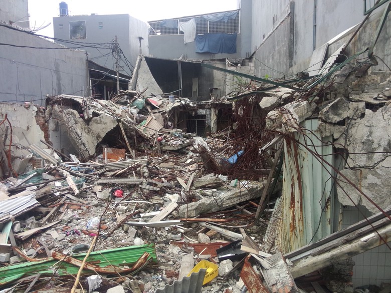 GILA, Walikota Jakbar Salah Gusur Rumah Warga (Siap-siap di Pecat Ahok)