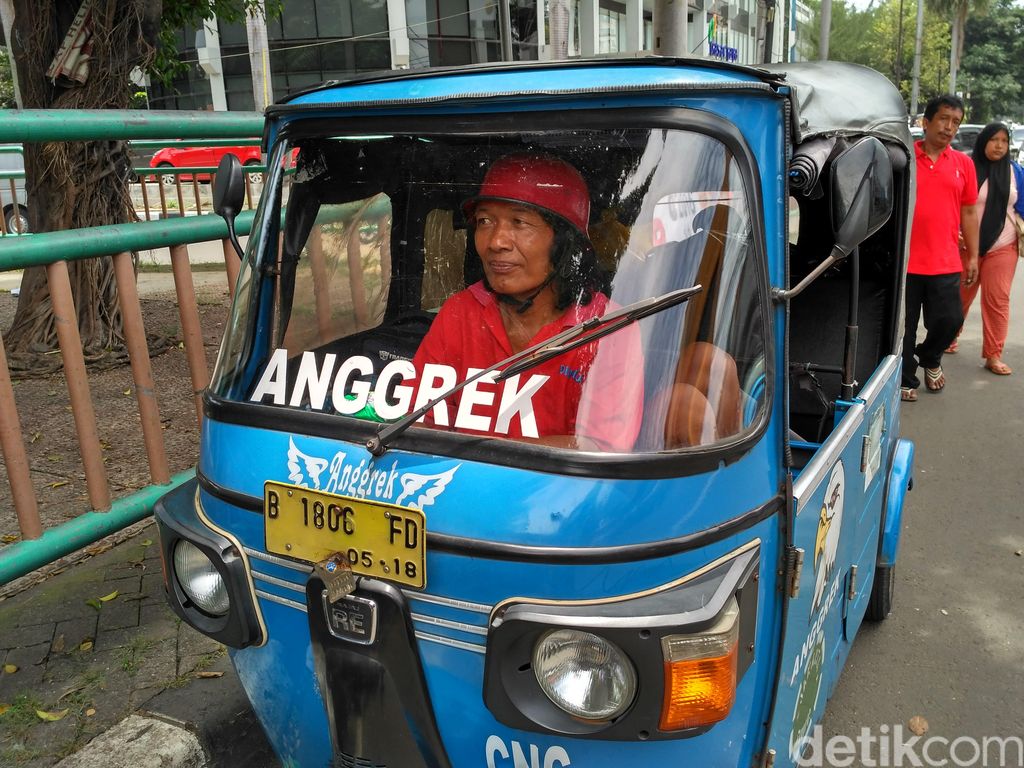 Kisah Bocah Amat 11 tahun tinggal bersama sang ayah di atas Bajaj
