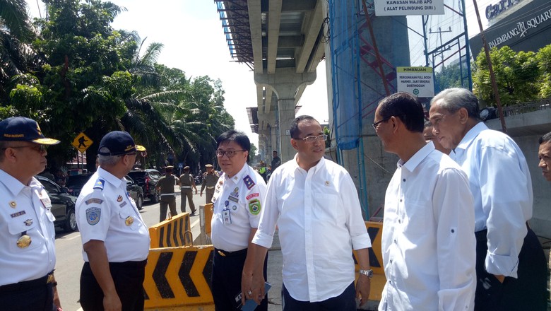 Tinjau LRT Palembang, Menhub: Ini Bisa Jadi Role Model di Indonesia