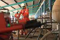 Katanya Harga Gas Mahal, Tapi Benerin Genteng Jalan Terus Lho, Di Bantu Gas Bumi PGN
