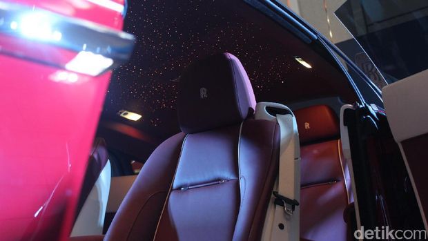 MANTAB!! Produsen Mobil luar buat mobil Edisi khusus Sumpah Pemuda!!