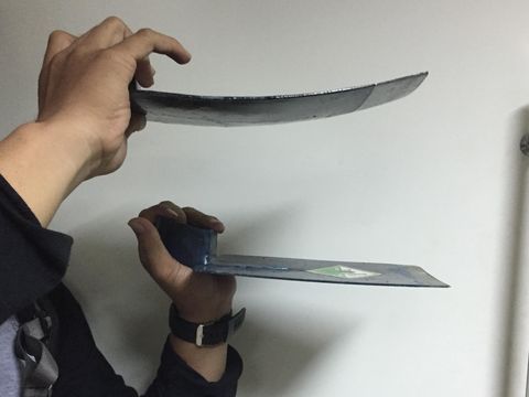 Ini Bedanya Cangkul Made in China dan Cangkul Lokal