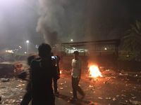 Antara Polisi dan Pendemo dalam Aksi Damai 4 November