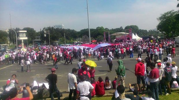 Meriahnya Parade Bhinneka Tunggal Ika, Kibarkan Merah Putih hingga Pesta Kostum