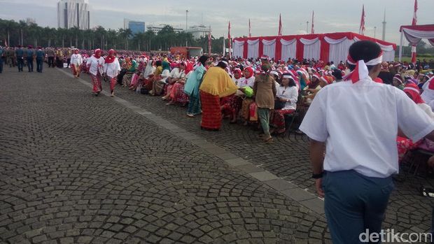 Kapolri dan Panglima TNI Hadiri Apel Nasional Nusantara Bersatu di Monas