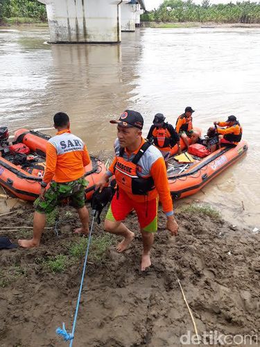  Selfie di Jembatan Kereta Berujung Maut