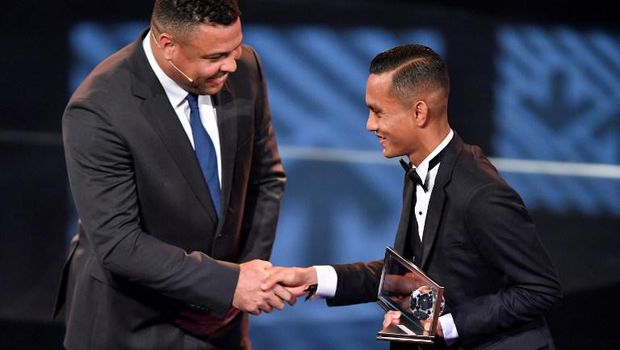 Pemain Malaysia Raih FIFA Puskas Award 2016