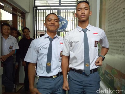 Cerita 2 Siswa SMA Tantang Duel Pelaku Bom Panci Bandung