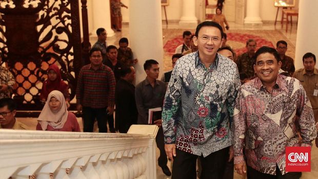 Senyum Semringah Sumarsono Jelang Sertijab Plt Gubernur DKI