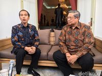 Potret Pertemuan Jokowi-SBY di Beranda Istana Merdeka