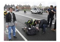 Foto Viral Teror di London yang jadi Kontroversi