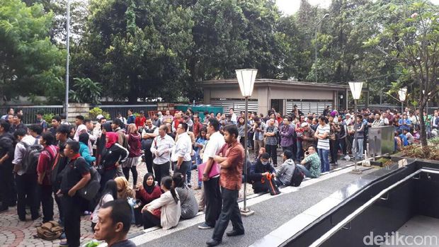 Hari Terakhir Tax Amnesty, Antrean Membludak