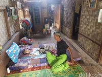 Fitriyani, Remaja Gizi Buruk dan Lumpuh dari Pandeglang ini Butuh Pertolongan.