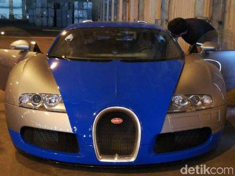 Hanya Main Bola 5 Jam, Cristiano Ronaldo Bisa Beli Bugatti Veyron