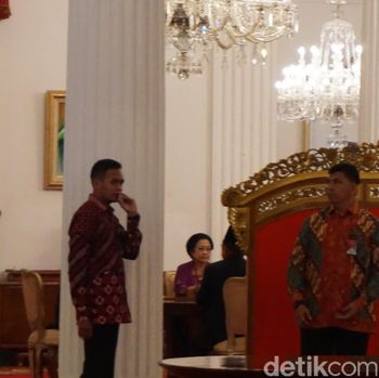 Ketika Mega dan Jokowi Berbincang Berdua di Istana