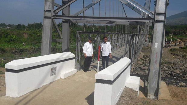 Penampakan Jembatan Gantung yang Diresmikan Jokowi di Temanggung