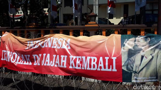 Ormas di Jatim Tolak Patung Panglima Perang Kwaan Sing Tee Koen