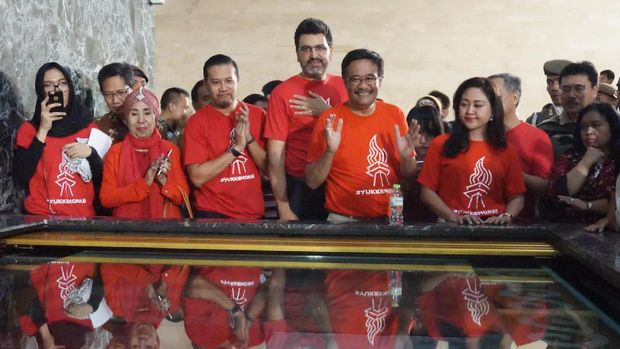 Diresmikan Djarot, Air Mancur Monas "Menari" Indah Diiringi Lagu oleh Addie MS