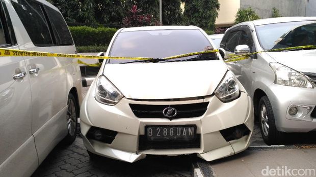 Polisi Sita Mobil Vellfire hingga Pajero Milik Bos First Travel