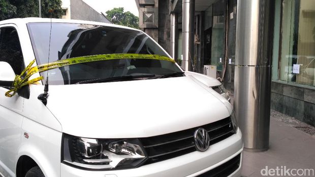 Polisi Sita Mobil Vellfire hingga Pajero Milik Bos First Travel