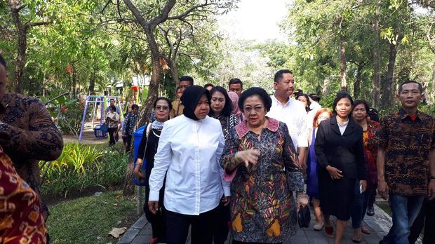 Diisukan Jadi Cawapres, Risma: Ah Ono-ono Wae