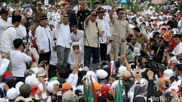 Amien Rais Bicara Cebong dan PKI di Aksi Bela Rohingya