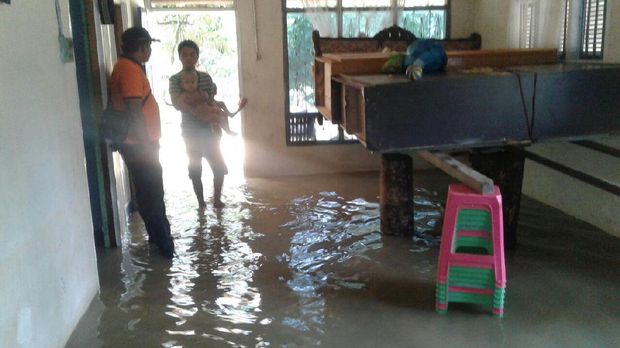 4076-rumah-terendam-banjir-di-tiga-kabupaten-di-sumut