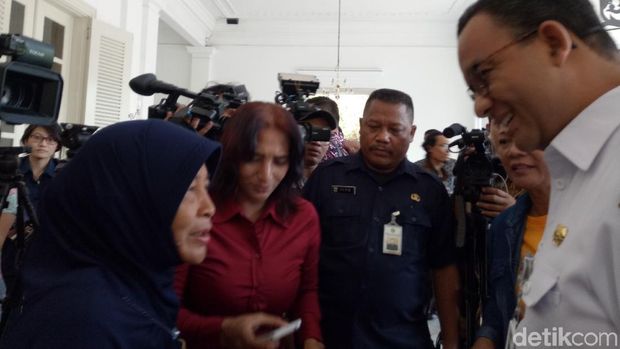 Anies: Kalau Mau Dekat Gubernur, Nggak Harus Punya Masalah