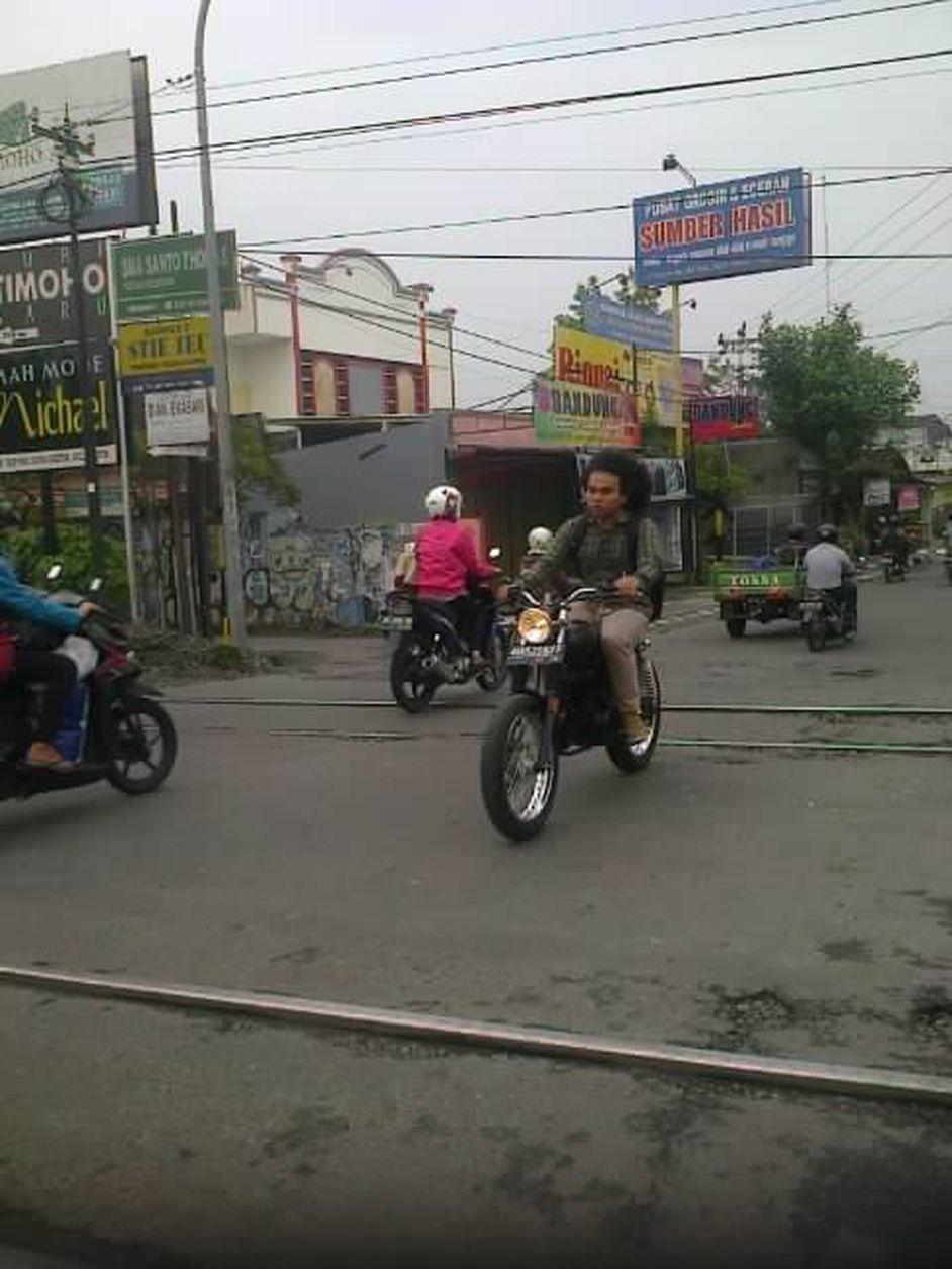 Foto-foto Sekitar Lalu Lintas Indonesia &#91;Unik, Lucu, Ngebingungin&#93;