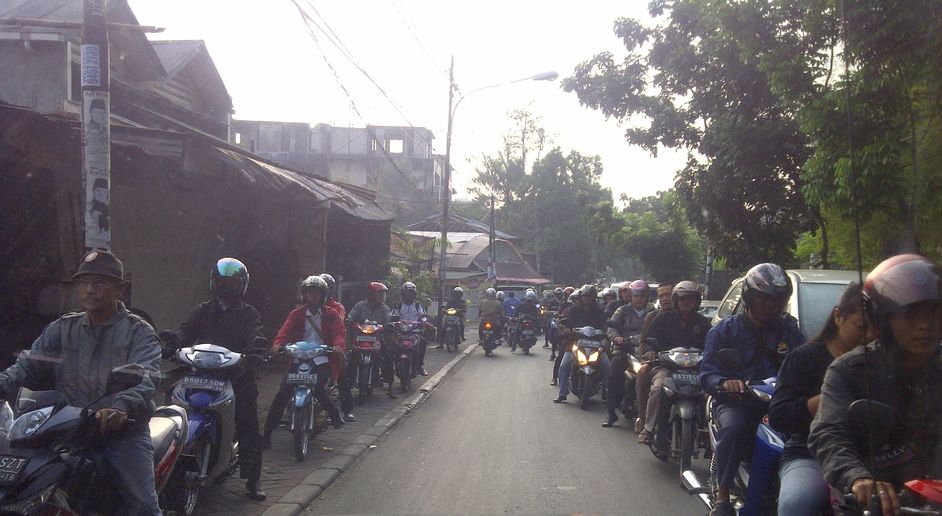 Foto-foto Sekitar Lalu Lintas Indonesia &#91;Unik, Lucu, Ngebingungin&#93;