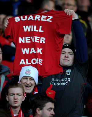 Untung Rugi Jika Liverpool Jual SUAREZ
