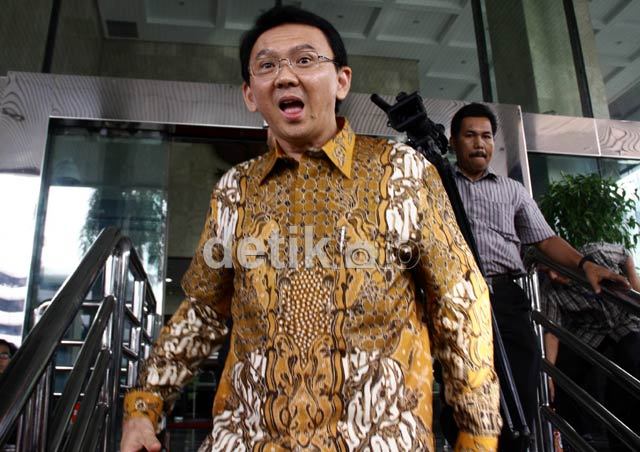 Tak Kuat Menahan Rasa Syukur, Bobotoh Dendangkan Lagu 'Terima Kasih Bapak Ahok' 