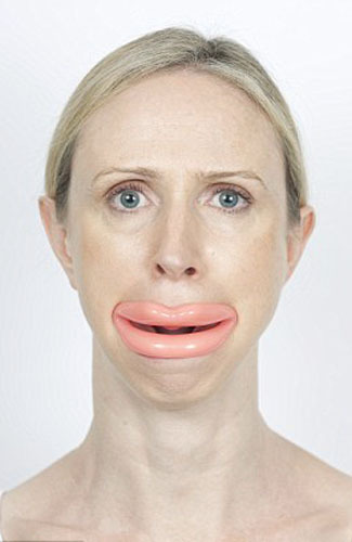 lounge-5-ladies-lovely-home---show-your-beauty-brain-and-behaviour