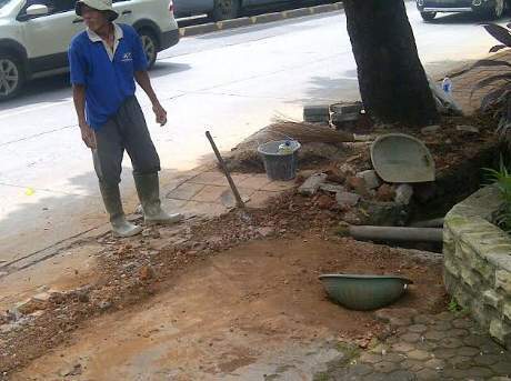 Duh! Proyek Galian di Jalanan Jakarta Ada yang Ilegal, Ini Ciri-cirinya