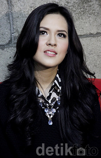 Raisa Si Cantik Pencuri Perhatian