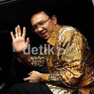 Kasudin Perhubungan Jakbar Ditangkap, Ahok: Semua Camat Lurah Bisa Begitu