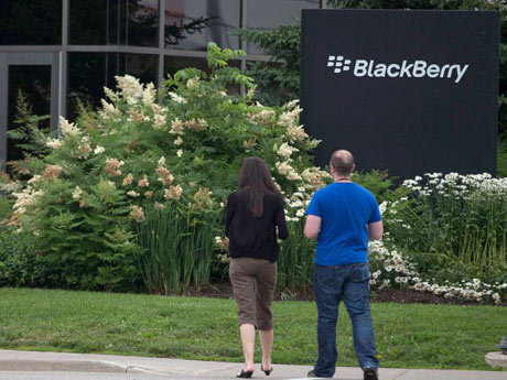 BlackBerry Terpaksa Jual Markas