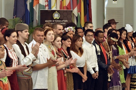 keren gan! 70 Pemuda dari 45 Negara Pelajari Seni Budaya Indonesia