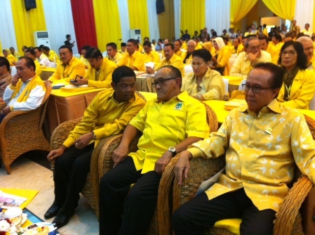 Jokowi Saingan Berat Aburizal Bakrie, Golkar Siapkan Cawapres Asal Jawa