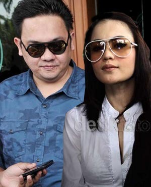 Ilal Tuding Farhat Juga Punya Skandal dengan Jennifer Dunn