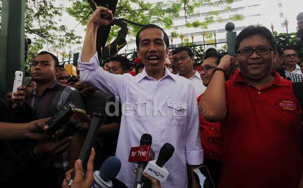 Sabam Sirait: Jokowi Harus Siap Dikata-katain