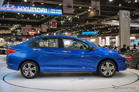 Faktor yang Membuat Industri Otomotif Nasional Meledak