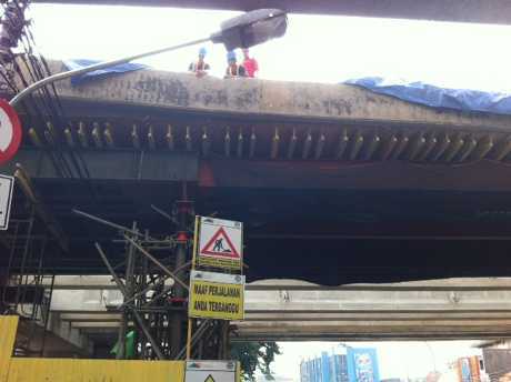 soal-jembatan-miring-jokowi-itu-urusan-dirut-pd-pasar-jaya-nggak-usah-gubernur
