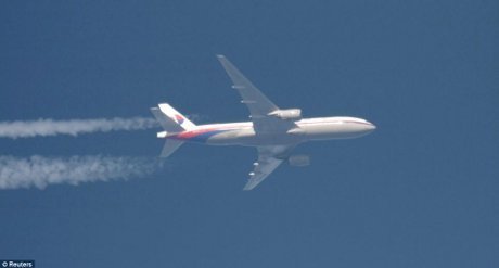 4 teori konspirasi hilangnya pesawat mh370 