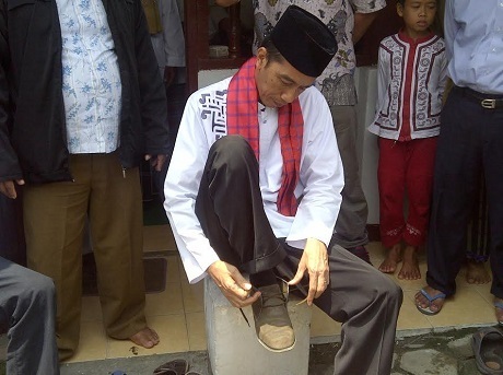 jalan-berlubang-di-sudirman-wewenang-pemerintah-pusat-jokowi-tak-ikut-campur