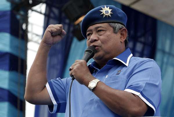 head-to-head-jokowi-vs-prabowo-tergantung-sby
