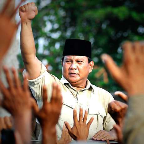 LSI Denny JA: 51 Persen Lebih Publik Percaya Isu Negatif Prabowo