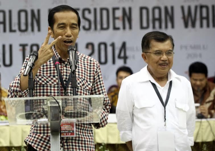 Makna Nomor Urut 2 Bagi Jokowi: Antara Peace dan Victory