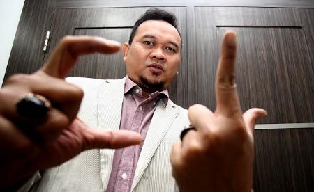 5 Fakta 'Serius' tentang Cak Lontong